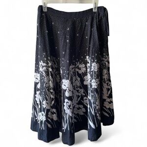 Uniti Casual Black and White Floral A-Line Skirt